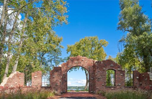 Hutton Brickyards Riverfront Hotel & Venue - Housity