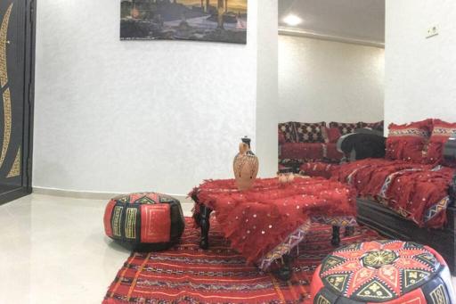 Historic & Quiet Family apartment with 2 BR & 2 WC - Hizvo