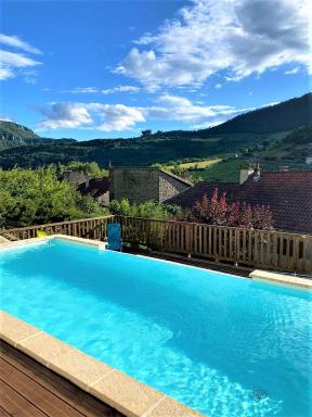 LES GARGOUILLES - Piscine à Débordement Avec Vue Exceptionnelle - Gorges du Tarn - Millau - Housity