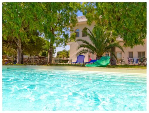 One bedroom appartement at Marina di Maruggio 500 m away from the beach with shared pool jacuzzi and enclosed garden - Housity