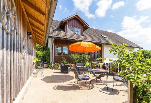 Ferienwohnung Obstwiese - Housity