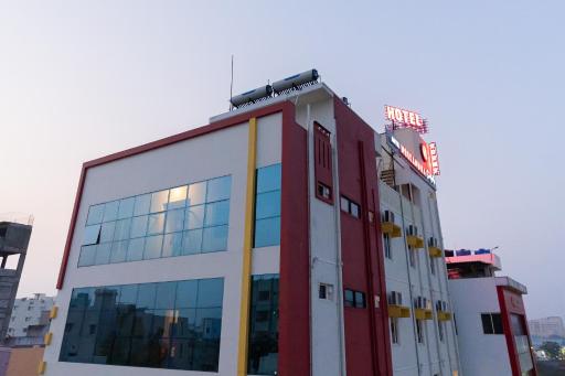Hotel Mookambika Comforts - Housity