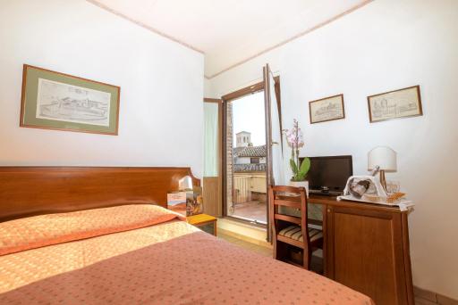 Hotel San Pietro - Housity