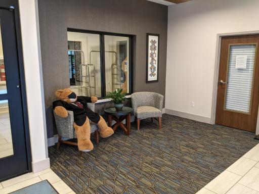 Holiday Inn Express South Burlington, an IHG Hotel - Housity