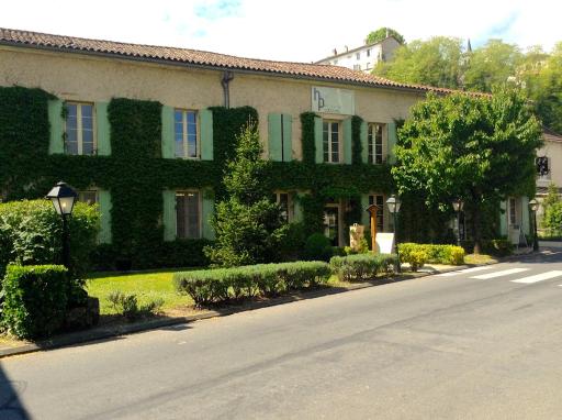 L'Hôtel du Périgord - Housity