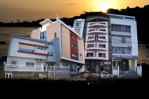 AG TOUR LDA - Apartamentos Turísticos - Housity