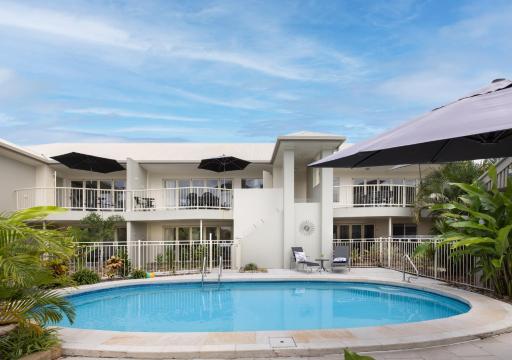 Noosa River Palms - Housity