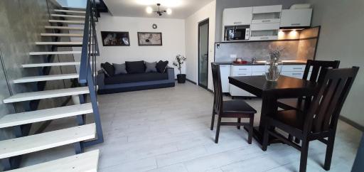 LUX GUEST HOUS МUKACHEVO - Housity