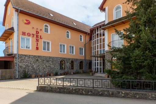 Hotel Denis - Housity