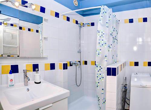 Málnás Macska Apartman - Housity