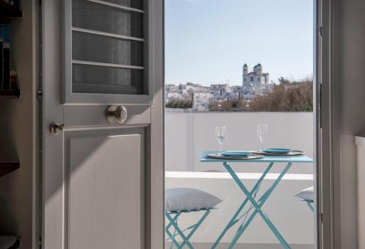 SALTY 2 Brand New 1 BD apartment in the heart of Naousa - Housity