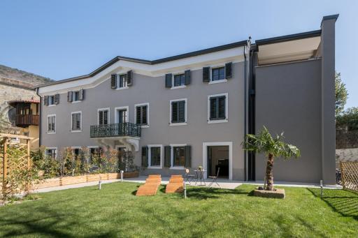 Residence La Torre con private park - Housity