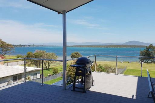 Pelican Rocks Retreat - Housity