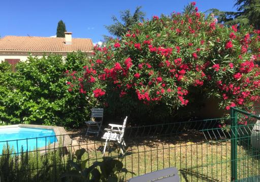 Villa au calme avec piscine privée proche des plages - Housity