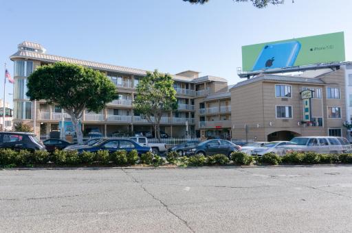 Francisco Bay Inn - Housity
