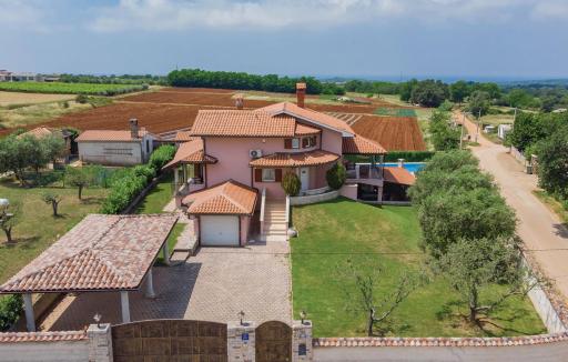 Villa Francesca - Housity