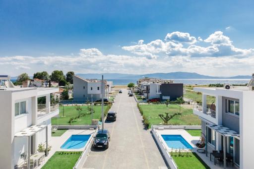 Thalassa & Thalassa Prive Residential Complex - Housity
