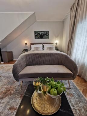 Merla Art & Luxury Rooms - Housity