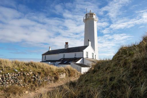Finest Retreats - Walney Island Lighthouse - Housity