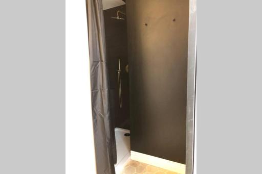 Studio vue mer dans le quartier de saint Victor - Housity