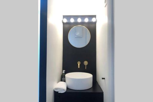 Studio vue mer dans le quartier de saint Victor - Housity