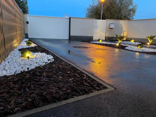 PARIS HOUSE - Housity