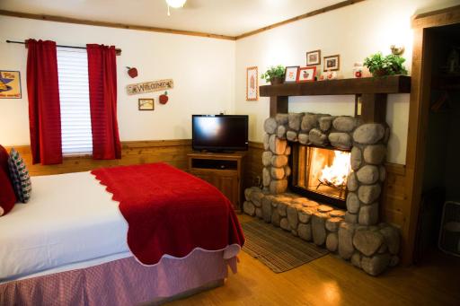 Sleepy Forest Cottages - Housity