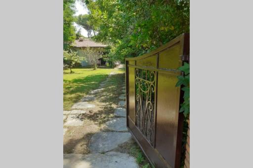 Casa Charming immersa nel verde - Housity