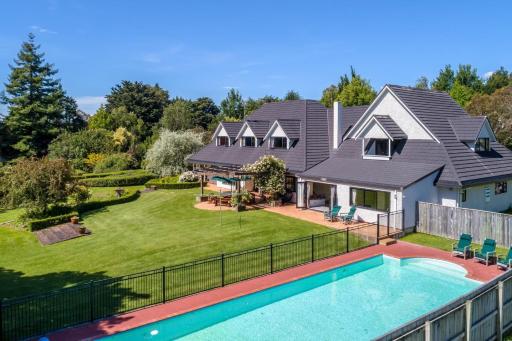 Longbush Estate - Housity