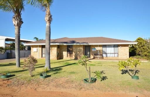 Ogtavia - Kalbarri WA - Housity