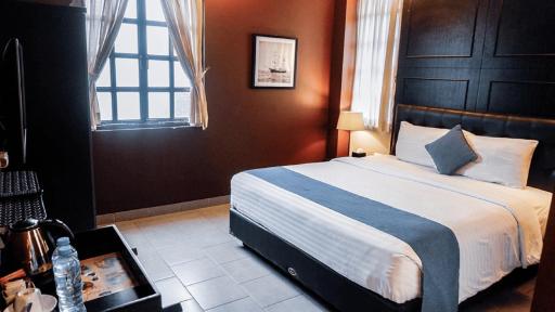 Triple Seven Bed & Breakfast - Housity