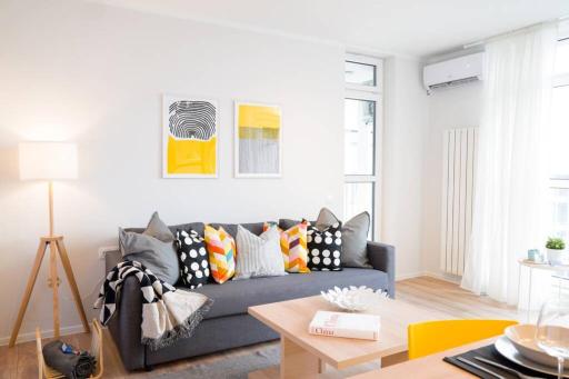 Scandinavian Airy APT in Business Area & Airport - Housity