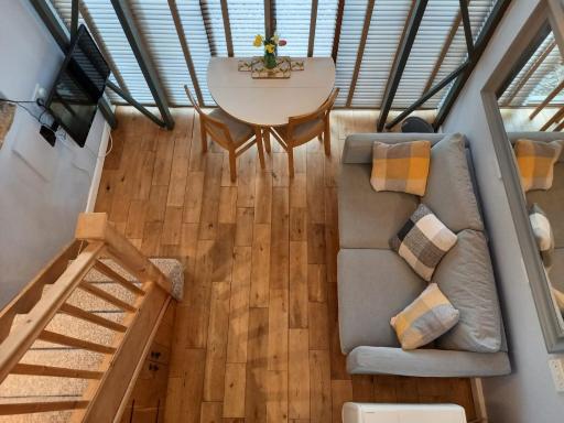 Bishops Farm - Housity