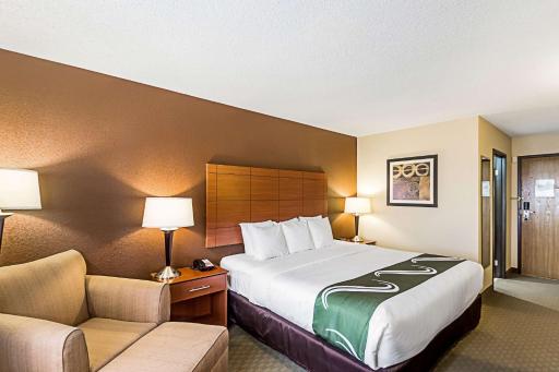 Quality Inn - Housity