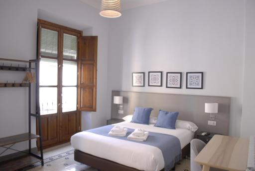 La Perla Granada Suites - Housity