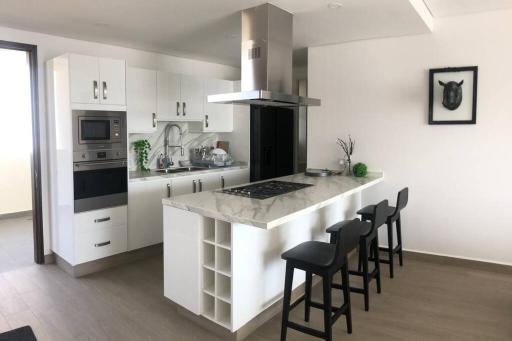 Real View Towers E606 - Housity