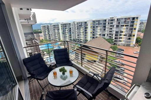 Hermoso apt con BBQ en balcon y Vista a la piscina - Housity