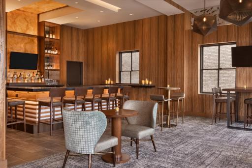 Hyatt Place Houston Downtown - Housity