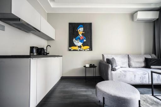 Grey House Warsaw - Housity