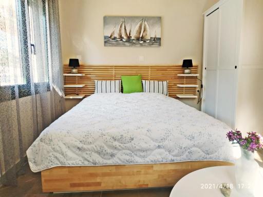 Old Harbour Apartments by CorfuEscapes - Housity