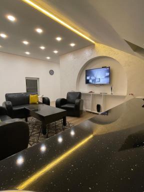 LUNA Apartment - Housity