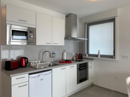 2 Pièces - Europe - Confort - Housity