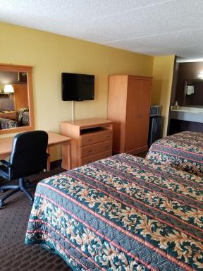Hermitage Inn - Housity