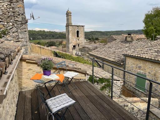 Paradis de Provence, Maison Orange - Housity