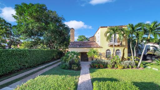 Sunset House - Housity