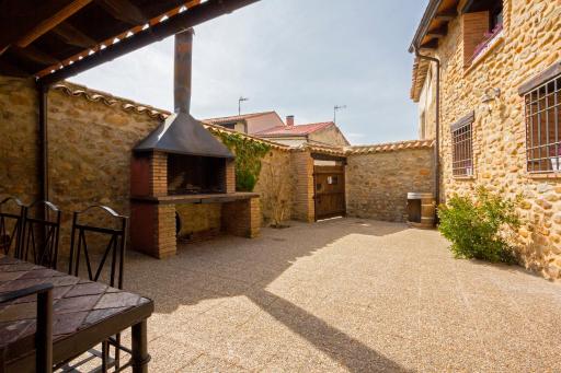 La Casona de Aldealobos - Housity