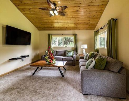 Tropical Island Paradise home - Housity