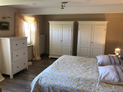 Großzügiges Reetdachhaus an der Nordsee - Housity