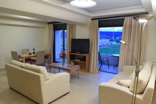 Dr Vasi Holidays House - Housity