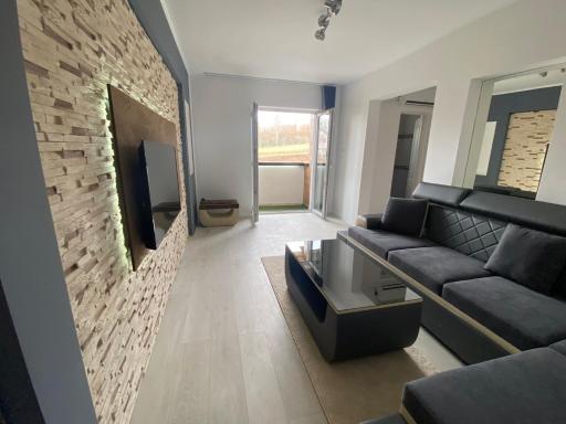 Raven Apartment - Housity